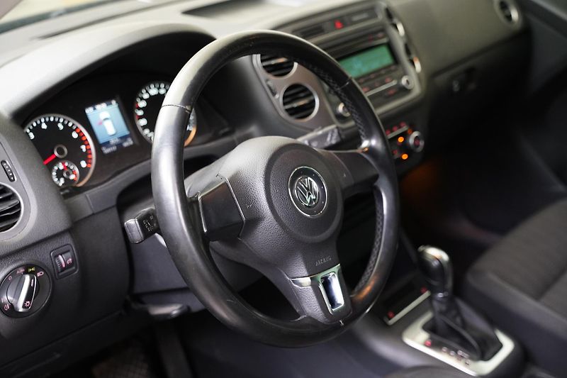 Volkswagen Tiguan - fotka 14 z 21