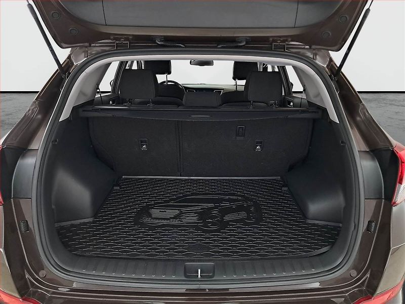 Hyundai Tucson (2017) 1.7 CRDi, Serv.kniha, Navi - fotka 14 z 20