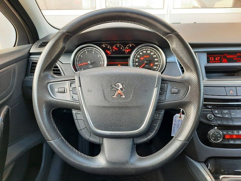 Peugeot 508 SW 1,6 THP 156k M6 - fotka 18 z 22