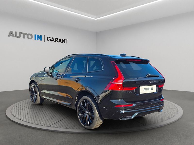 Volvo XC60 (2024) BE ULTIMATE, vzduch. pod., taž - fotka 4 z 27