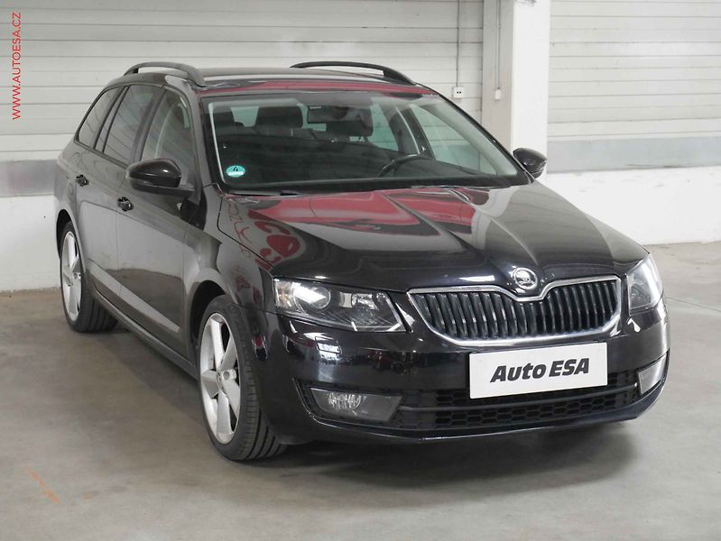 Škoda Octavia (2016) 1.4 TSi, 2.maj, AC, bixen - fotografie inzerátu
