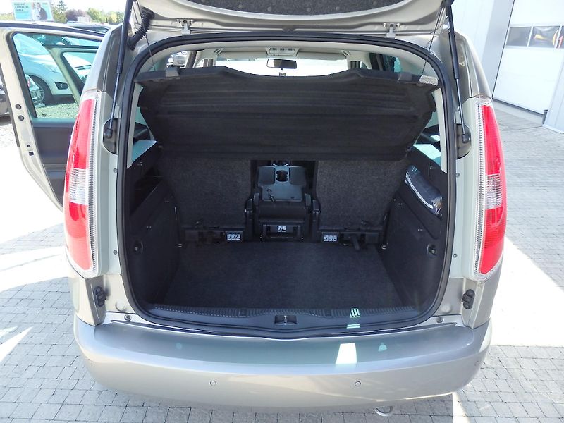 Škoda Roomster 1.2 TSI 63 kW KLIMA, ESP - fotka 8 z 16
