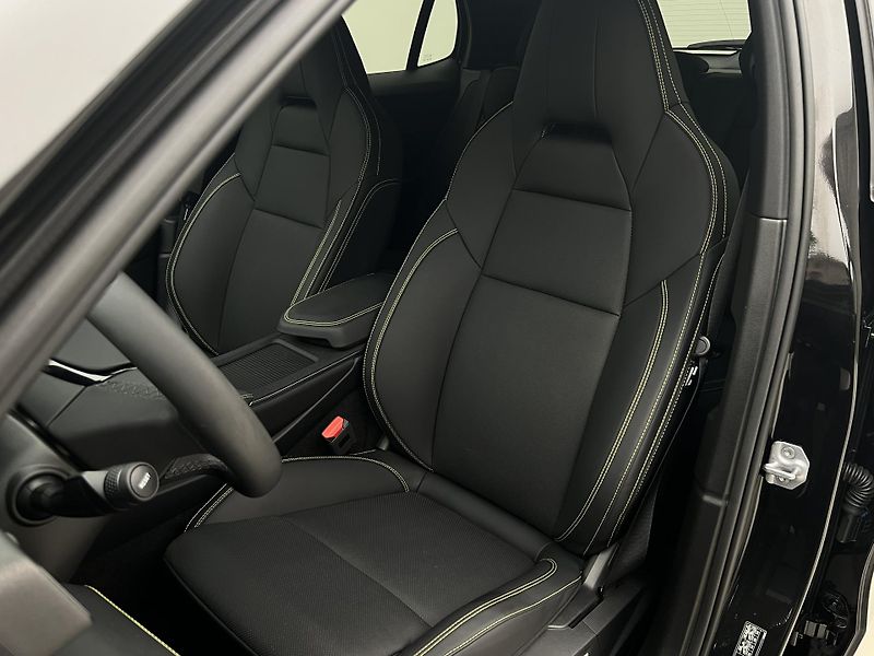Lynk & Co 01 MORE PHEV AUT CZ 1.maj - fotka 17 z 52