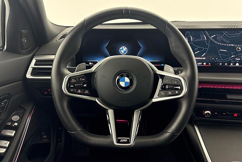 BMW Řada 3 řady 3 | 320d xDrive - fotka 8 z 16