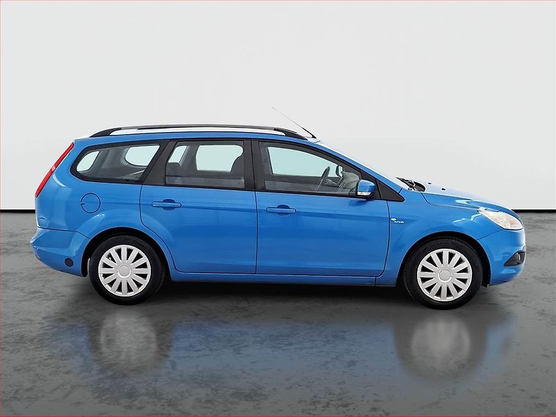 Ford Focus (2010) 1.6 16V, ČR,1.maj, po STK - fotka 6 z 17
