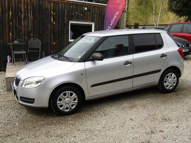Škoda Fabia (2008) 1.4 TDI  59kW - fotka 2 z 32