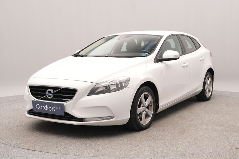 Volvo V40 D2 MOMENTUM CZ - fotografie inzerátu