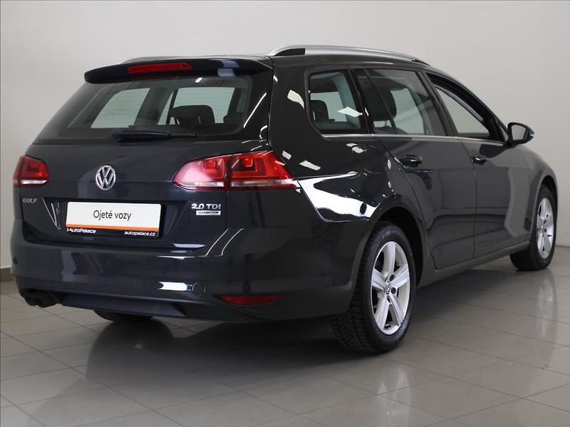 Volkswagen Golf 2,0 TDi 110kW DSG Highline ČR - fotka 3 z 18
