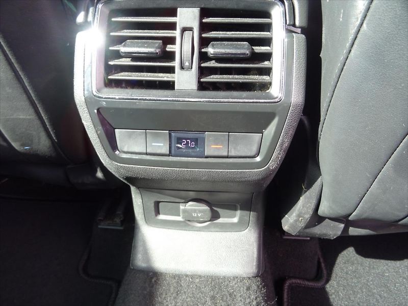 Škoda Kodiaq 1,5 TSi 110 kW Business - fotka 8 z 21