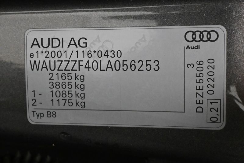 Audi A4 Avant 2,0 TDI 120kW Mild Hybri - fotka 11 z 26