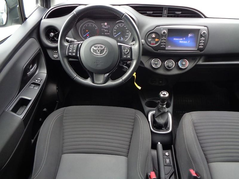 Toyota Yaris 1.5 VVT- i  82 kW - fotka 5 z 26
