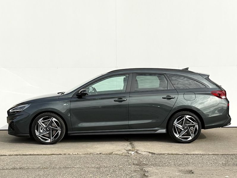 Hyundai i30 1.5 T-GDI 103kW DCT N-Line - fotka 8 z 21