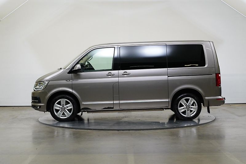 Volkswagen Multivan - fotka 3 z 30