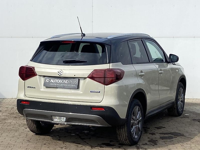 Suzuki Vitara 1.4 BoosterJet 81kW Premium - fotka 2 z 20