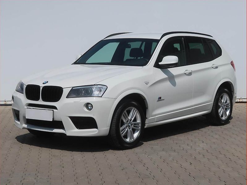 BMW X3 (2013) xDrive20d, 4X4, Serv.kniha - fotka 2 z 16