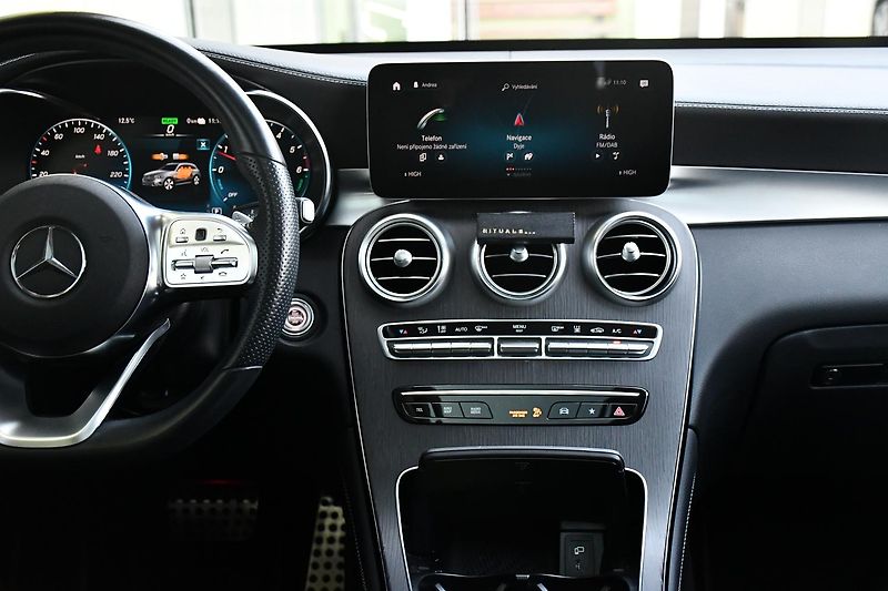 Mercedes-Benz GLC 300de 4MATIC ČR - fotka 7 z 42
