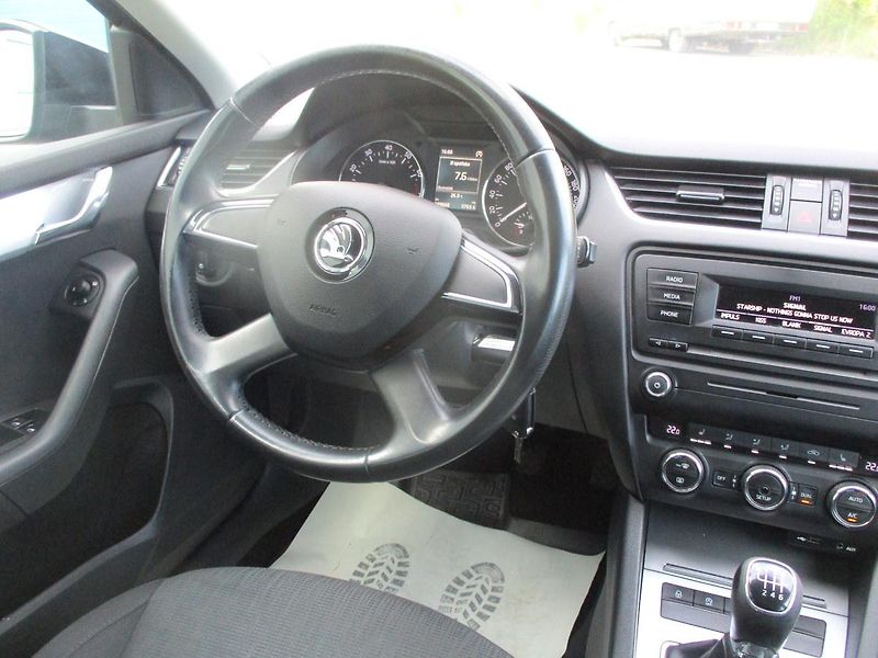 Škoda Octavia 1.4TSi 103kW*ELEGANCE*VÝHŘEV* - fotka 21 z 50
