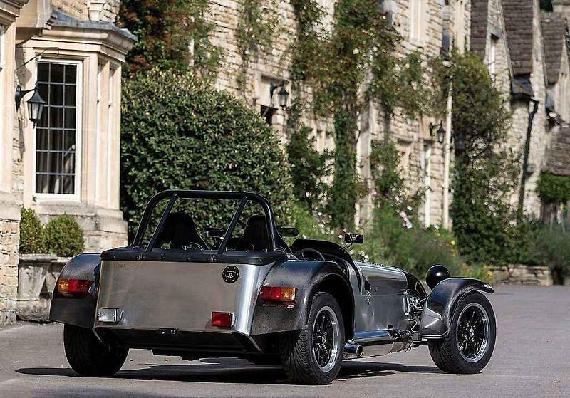 Caterham Seven Superlight Twenty.