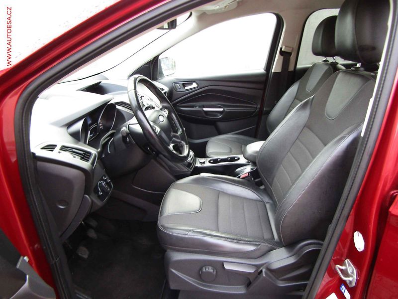 Ford Kuga (2015) 1.5EB, TZ, xenon, park.asist - fotka 9 z 20