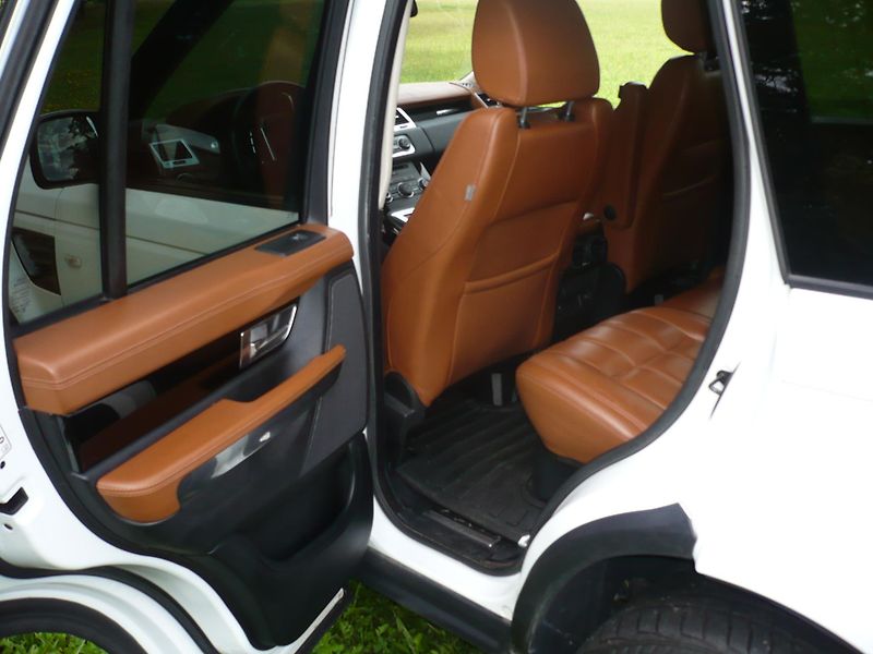 Land Rover Range Rover Sport (2012) Velmi zachovalý - fotka 11 z 19