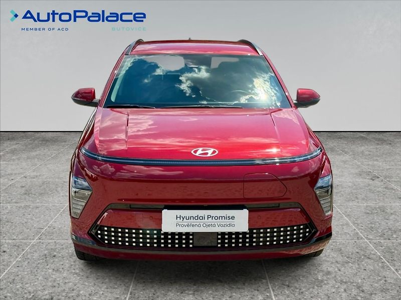 Hyundai Kona 0,0 EV CZECH EDITION 150KW - fotka 2 z 14