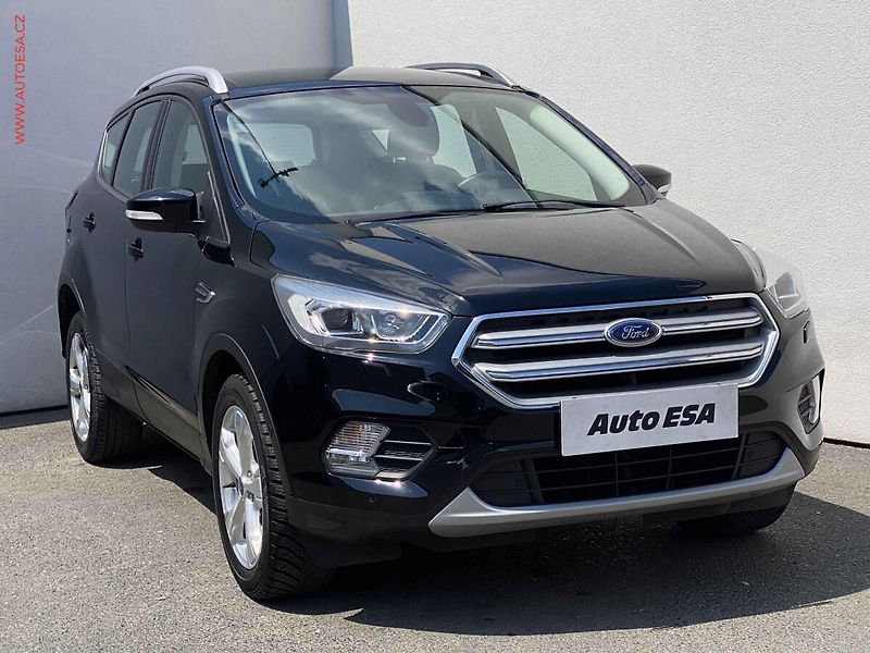 Ford Kuga (2019) 1.5 EB, Titanium, AT, navi - fotografie inzerátu