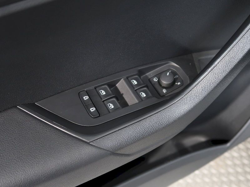Škoda Karoq (2022) STYLE 1.5TSI 110KW DSG - fotka 39 z 44