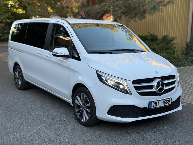 Mercedes-Benz Třídy V (2021) Mercedes-Benz V 300 d L 4MATIC - fotka 9 z 19