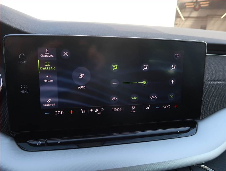Škoda Octavia (2022) Scout 2.0 TDI, Scout,4X4,110KW - fotka 21 z 26