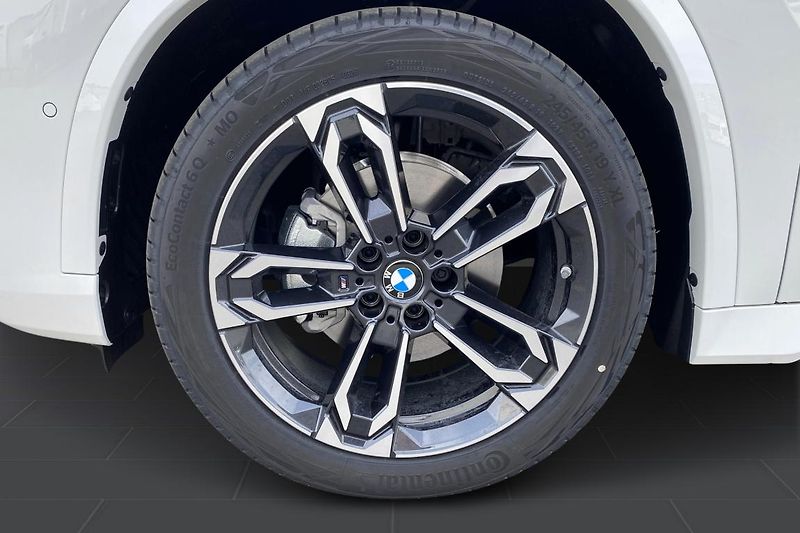 BMW X1 sDrive18d - fotka 3 z 10