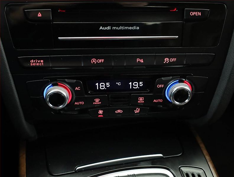 Audi A4 Allroad (2013) 2.0 TDI, 4X4, Automat - fotka 13 z 19