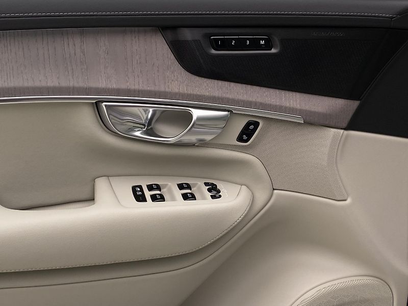 Volvo XC90 (2026) T8 AWD Plug-in BRIGHT PLUS 7m - fotka 30 z 71