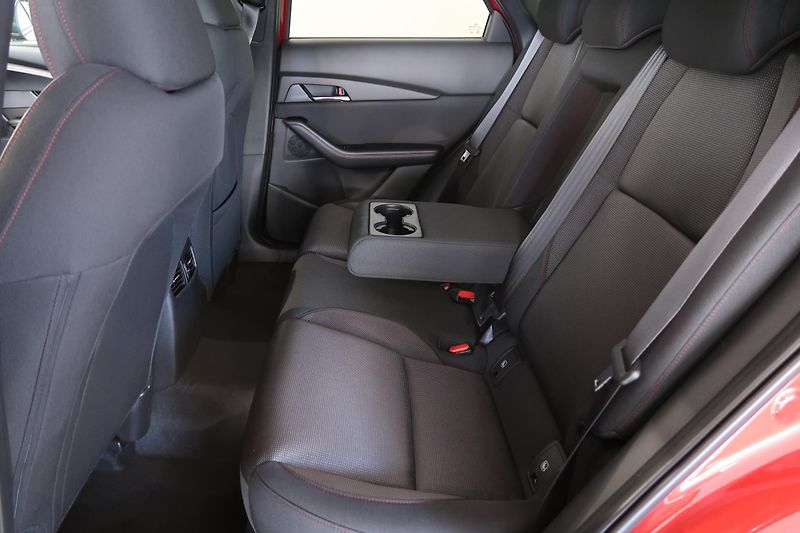 Mazda CX-30 (2026) 2.5l G140 Homura - fotka 10 z 18