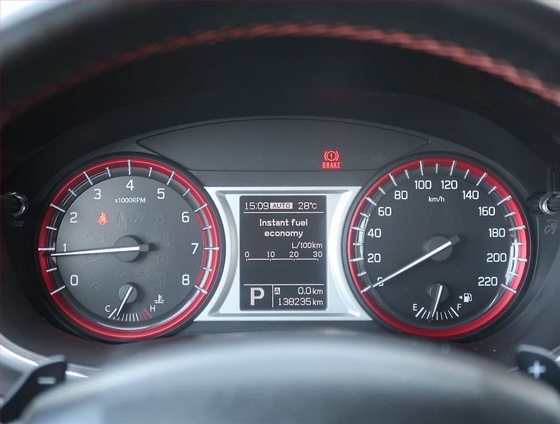 Suzuki Vitara (2016) 1.4 BoosterJet, 4X4, Automat - fotka 11 z 25