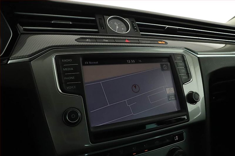 Volkswagen Passat (2017) Alltrack 2.0 BiTDI, 4X4 - fotka 11 z 18