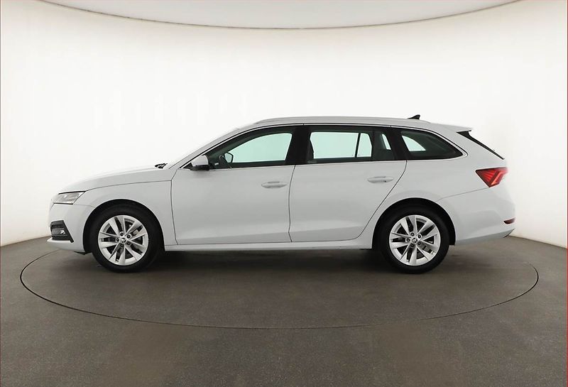 Škoda Octavia (2022) 2.0 TDI, ČR,1.maj, Serv.kniha - fotka 3 z 16