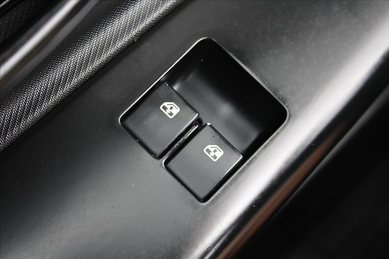 Kia Ceed 1,4 i  ČR,1.MAJITEL,SERVIS - fotka 17 z 28