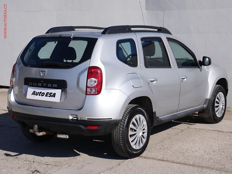 Dacia Duster (2011) 1.6i, 1.maj, AC, tažné - fotka 6 z 16