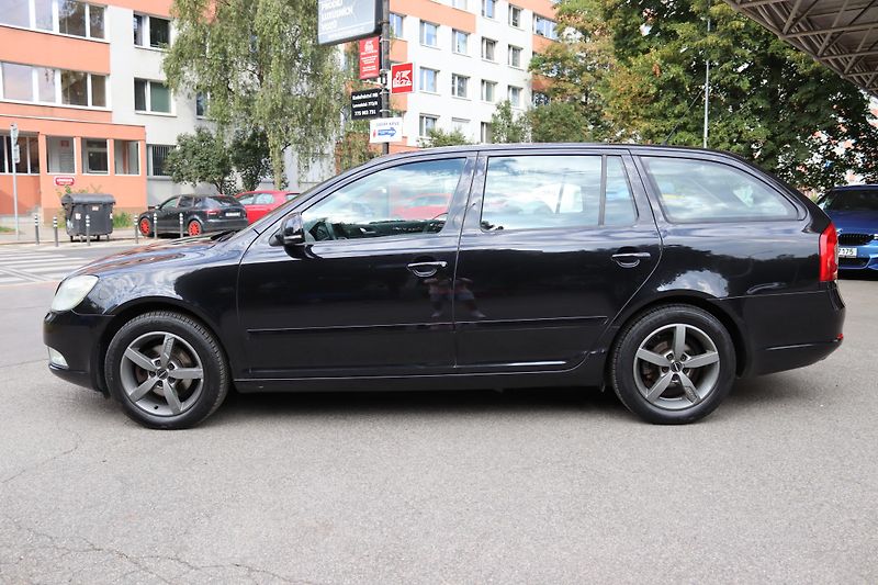 Škoda Octavia SERVISOVANÁ OCTAVIA - fotka 17 z 49