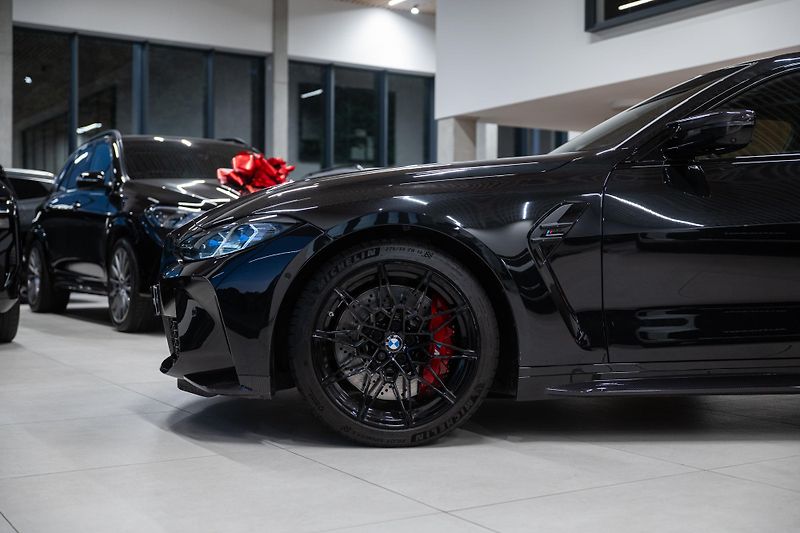 BMW M4 (2022) COMPETITION xDrive  - fotka 10 z 39
