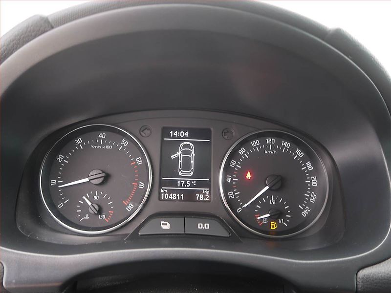 Škoda Roomster (2010) Elegance 1.2 TSI, Tempomat - fotka 11 z 16