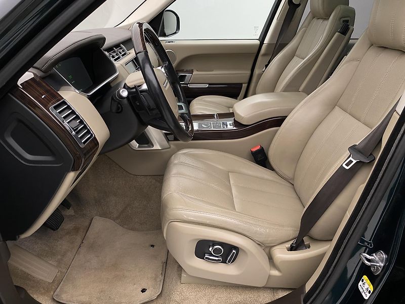 Land Rover Range Rover 4.4 TDV8 VOGUE AWD  - fotka 3 z 41