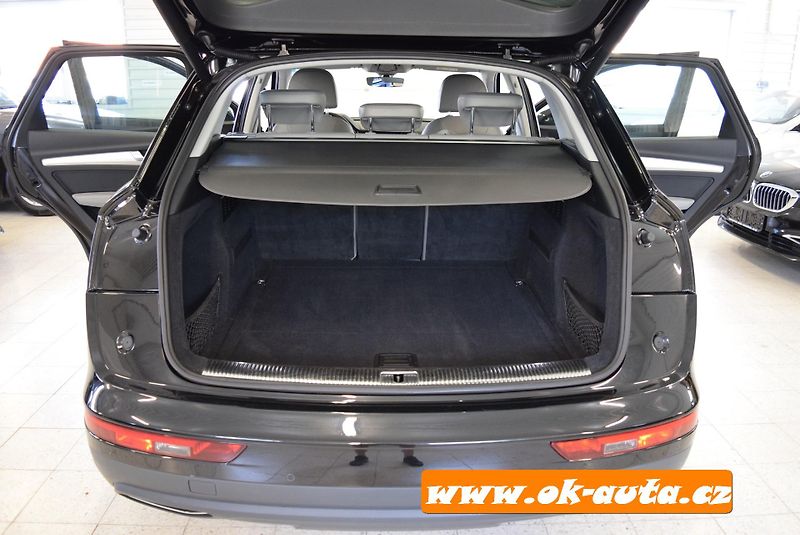 Audi Q5 2.0 TDI QUATTRO PRAV.SERVIS - fotka 18 z 60