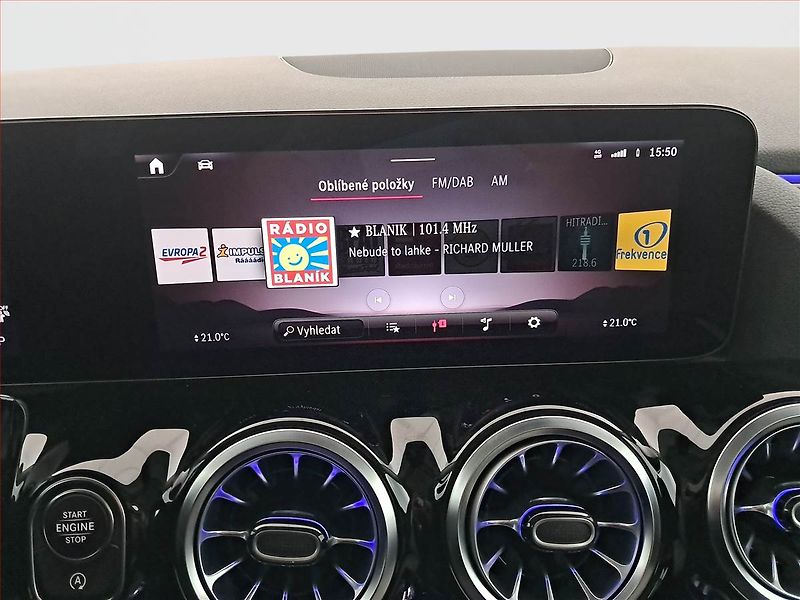 Mercedes-Benz GLA (2023) 200 d 4MATIC - fotka 12 z 16