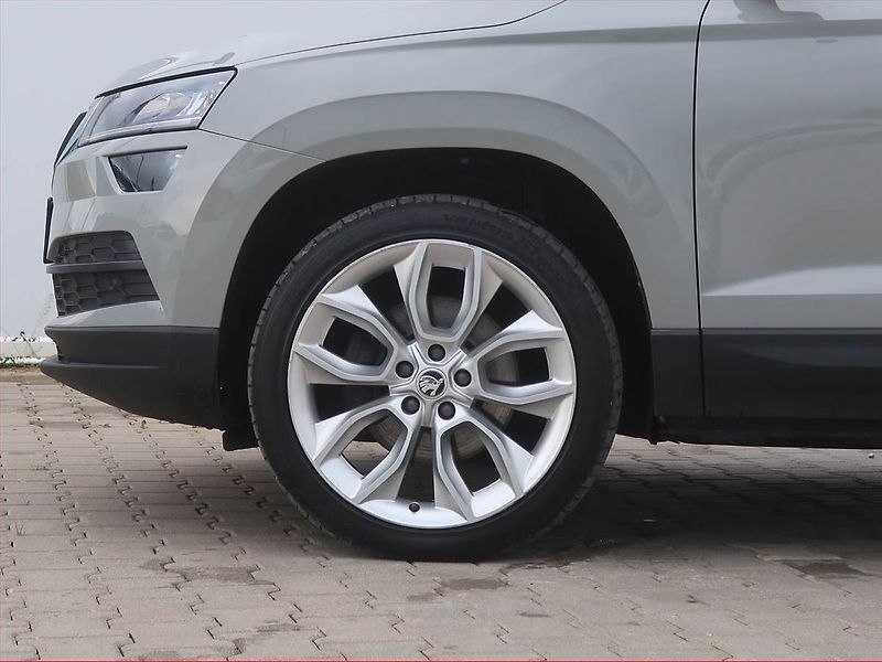 Škoda Karoq (2018) Style 2.0 TDI, 4X4, Automat - fotka 14 z 16