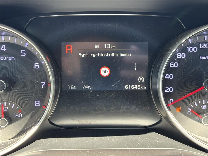 Kia Ceed 1,5 TGDi 118kW AT TOP NAVI - fotka 43 z 44