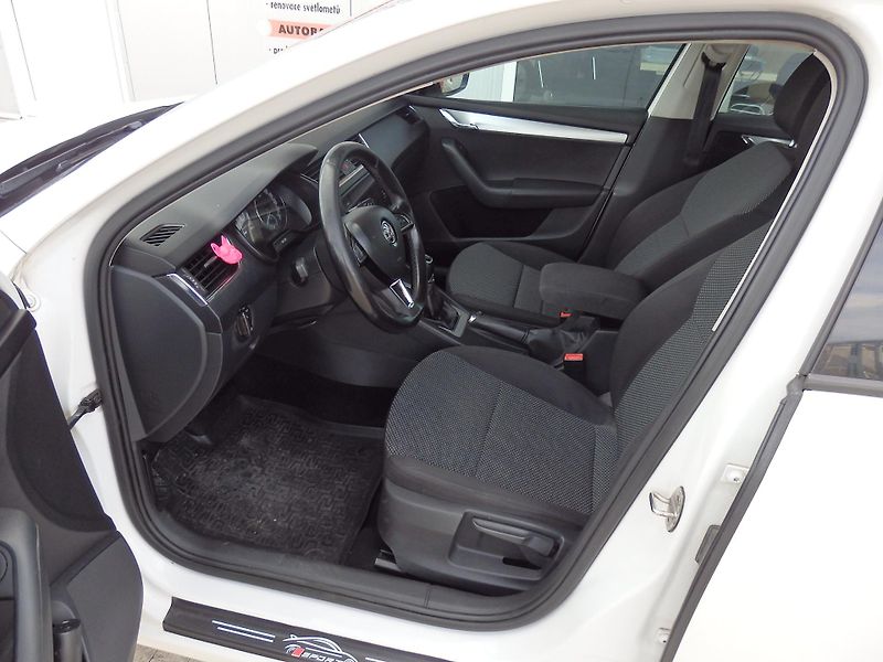Škoda Octavia 1.4 TSI 81 kW G-TEC CNG - fotka 6 z 17