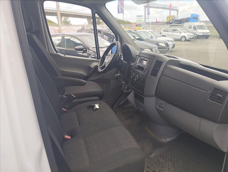 Mercedes-Benz Sprinter 2,1 - fotka 8 z 12
