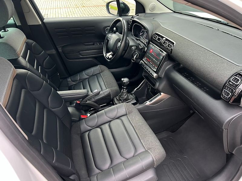 Citroën C3 Aircross (2022) 1.2 PureTech-ALU-P-KAMERA - fotka 19 z 46