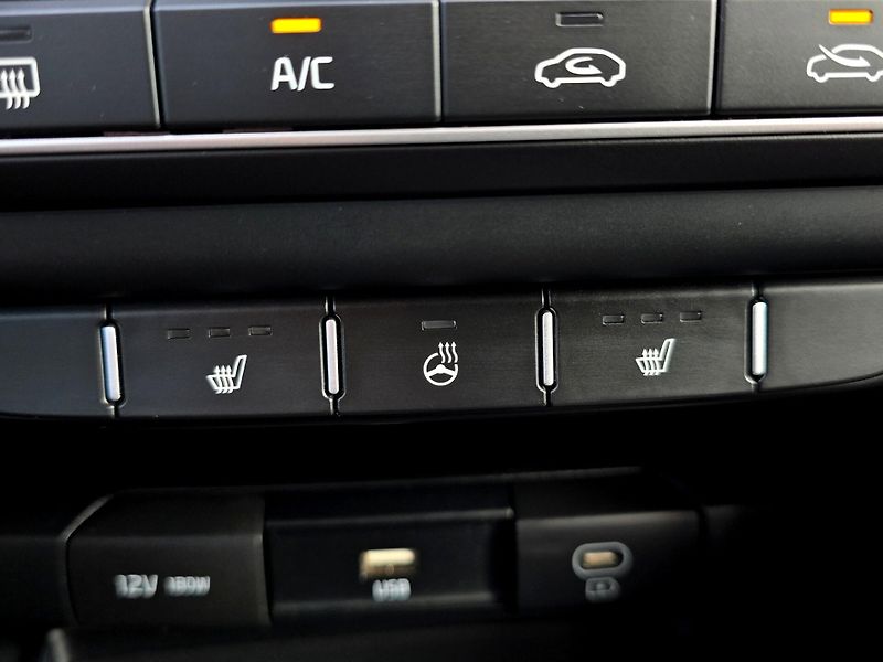 Kia Ceed (2022) Spin 1.5T-GDi 117kW A/T, Serv. - fotka 21 z 25